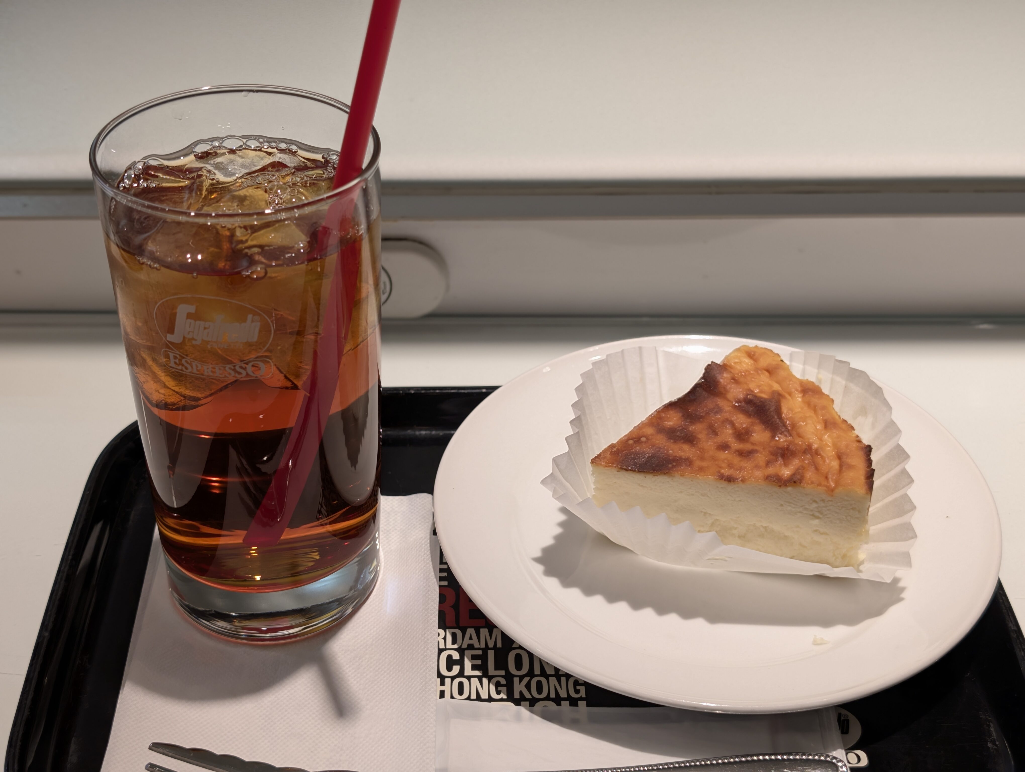 セガフレード・ザネッティ・エスプレッソ」バスクチーズケーキ