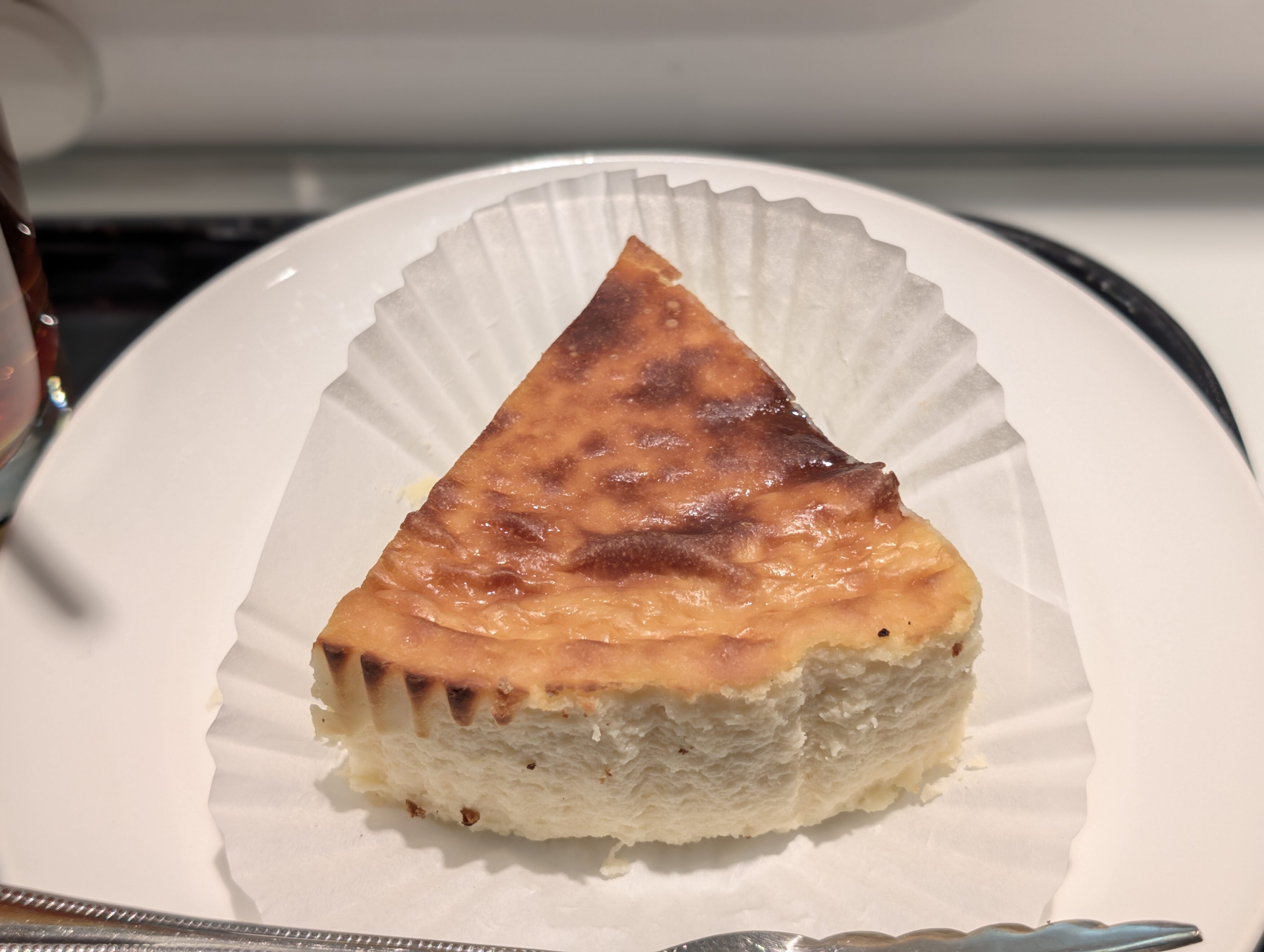 セガフレード・ザネッティ・エスプレッソ」バスクチーズケーキ