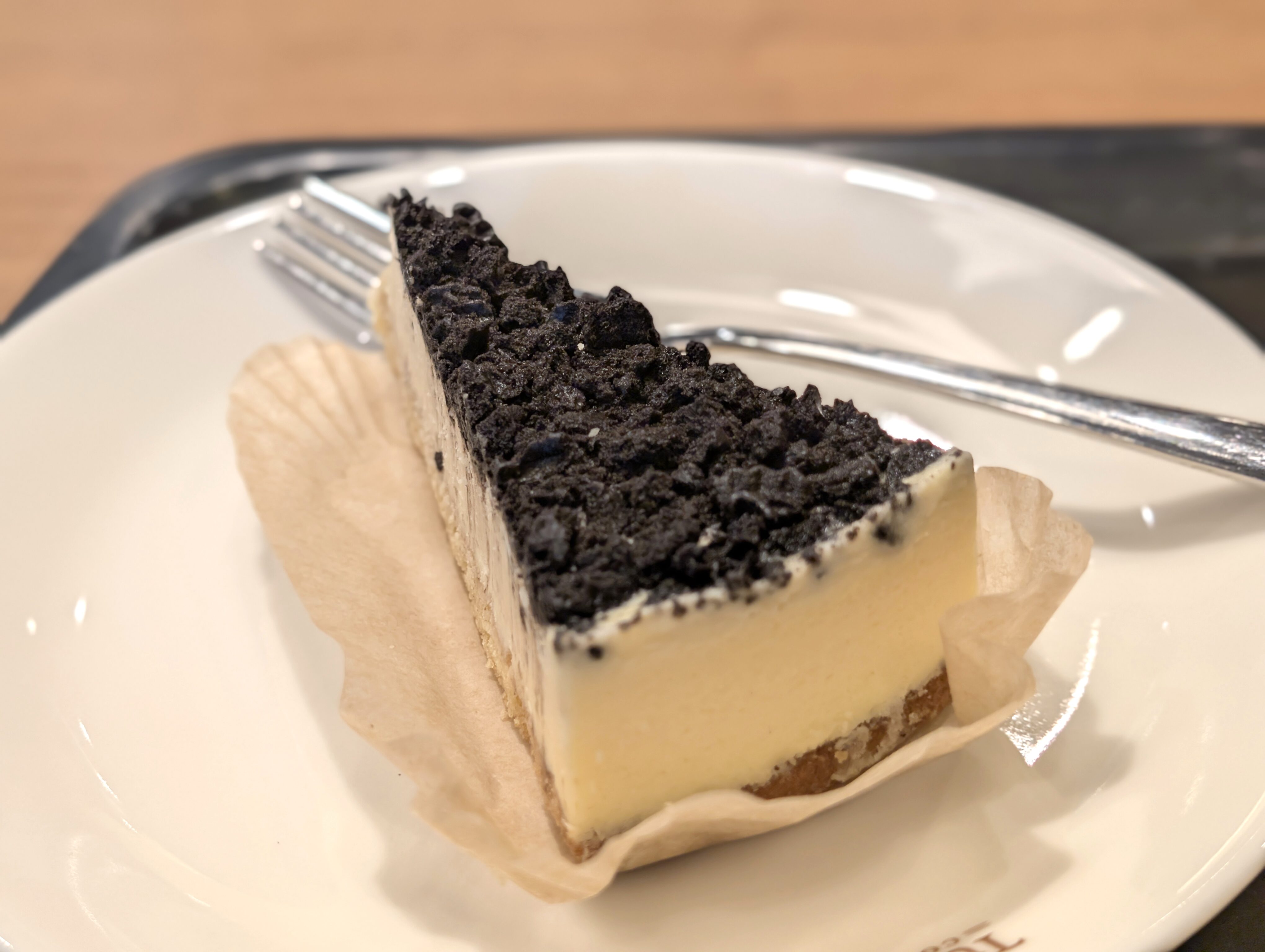 タリーズコーヒー、クッキークリームチーズケーキ 2026年3月31日 (1)