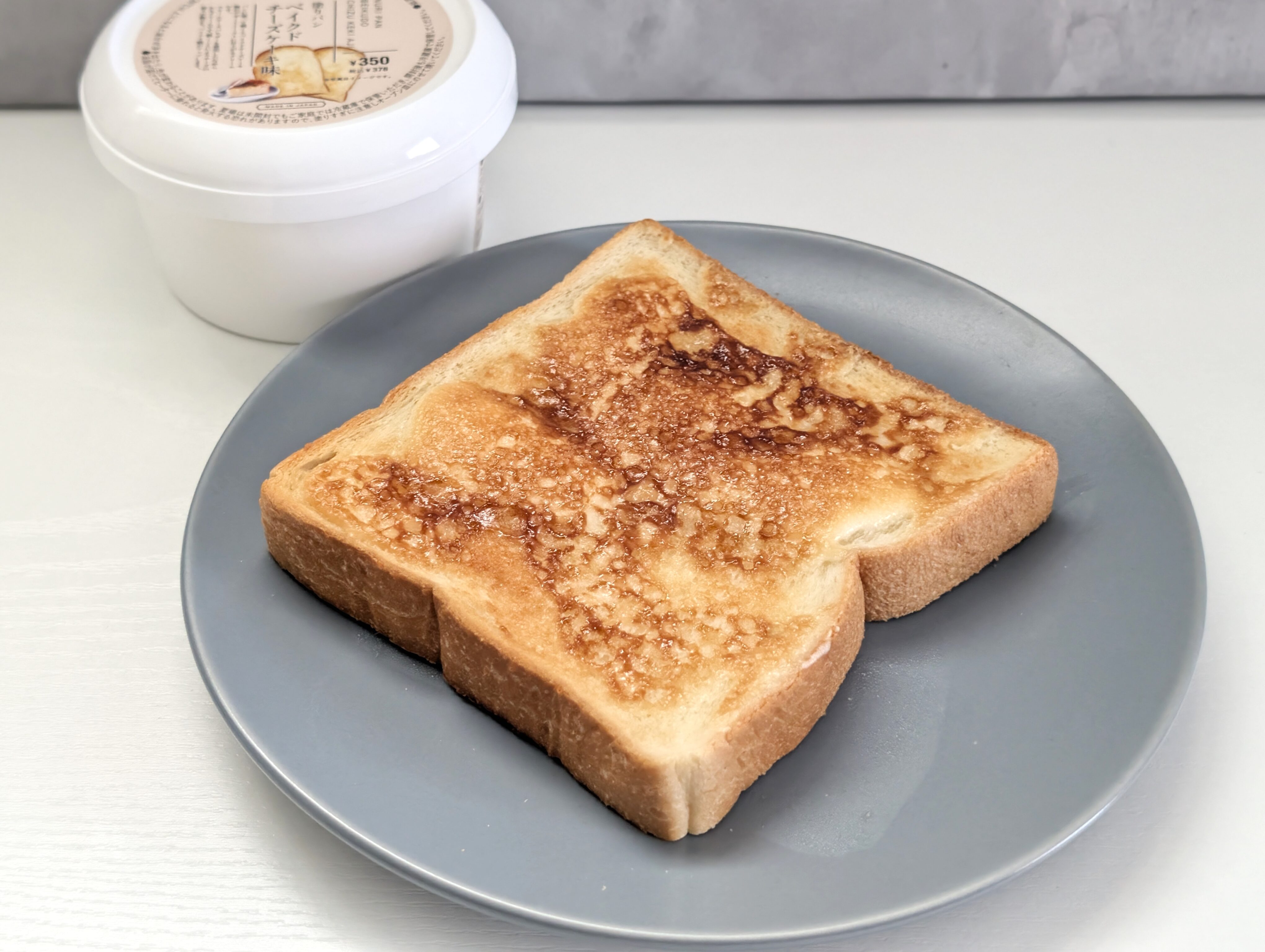 3COINS(スリーコインズ)・ごはんもん 塗りパン ベイクドチーズケーキ味 378円 (12)