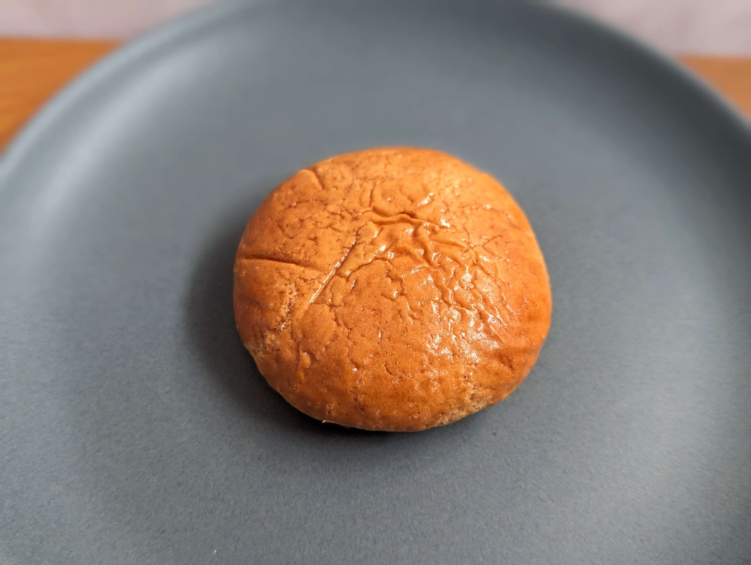 山崎製パンの「3種のチーズ焼饅頭」