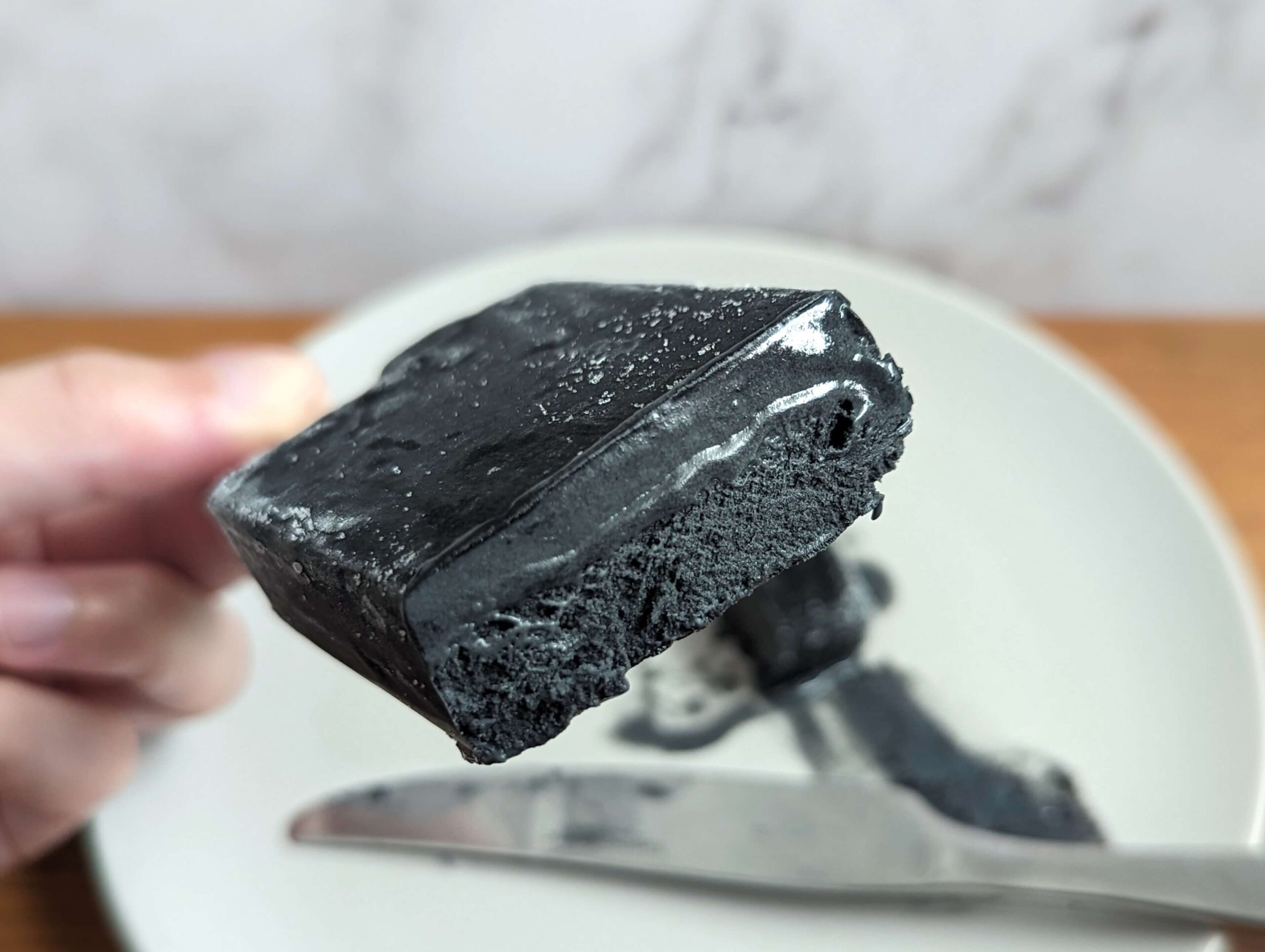 赤城乳業の「漆黒のチーズケーキ」の写真