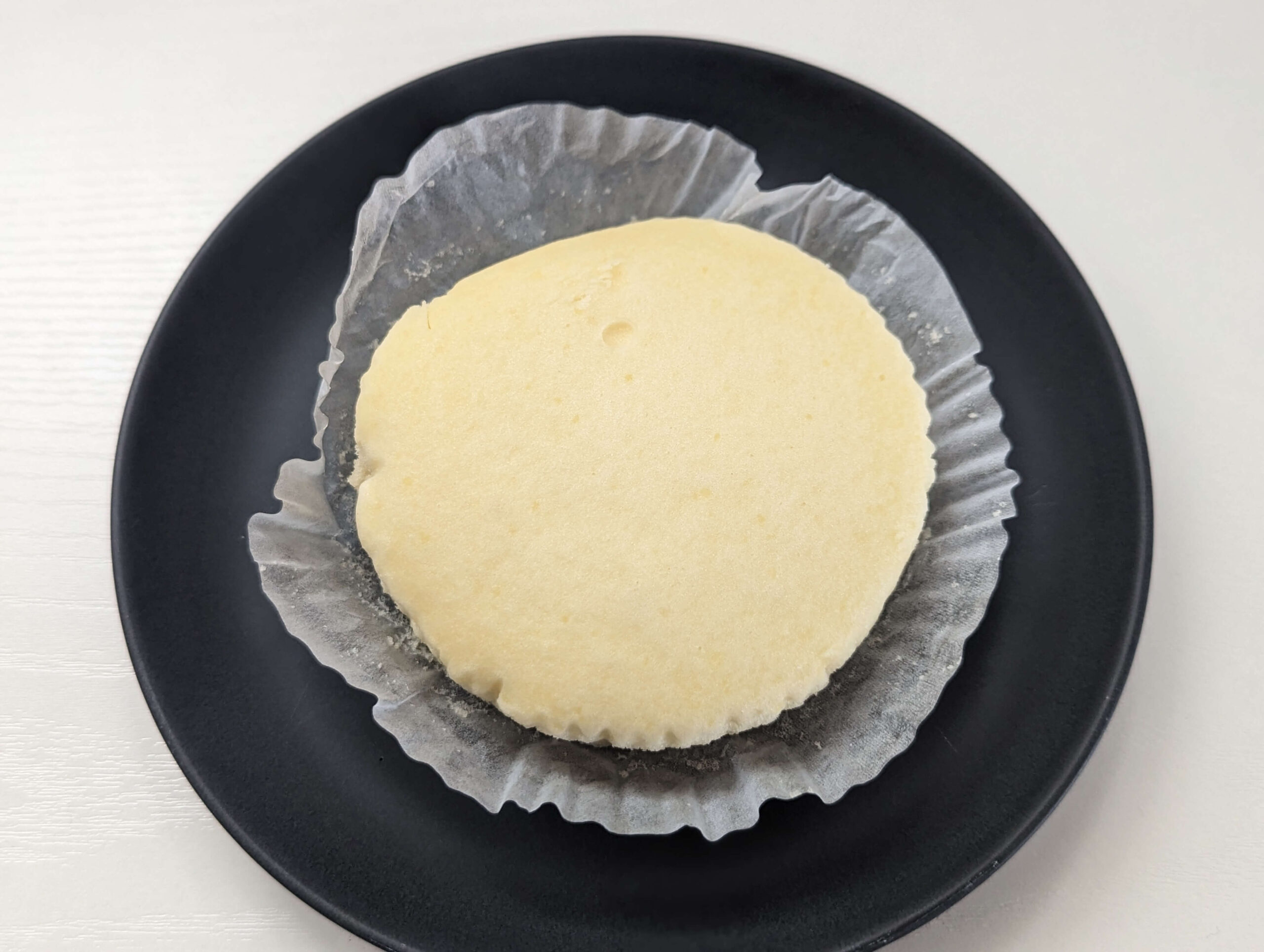 山崎製パン・ローソンストア100「チーズ蒸しケーキサンド マスカルポーネクリーム」2024年3月8日 (4)