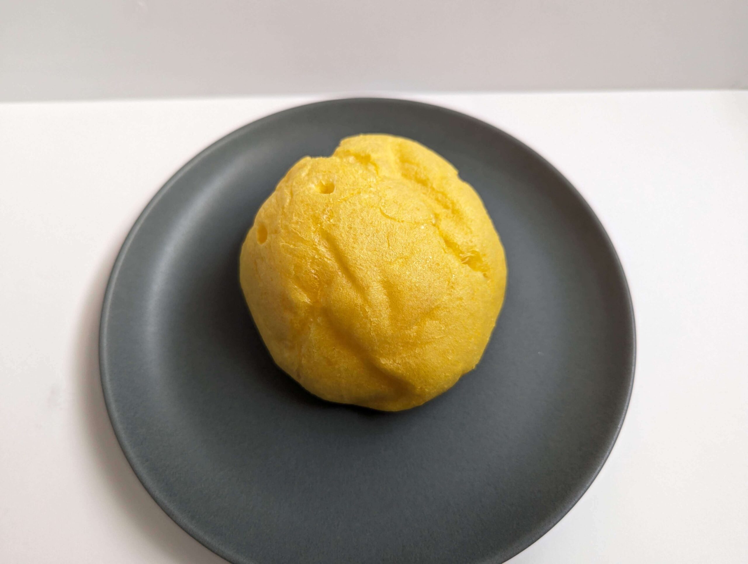 セブンイレブン「瀬戸内レモン＆チーズモコ」の写真 (2)