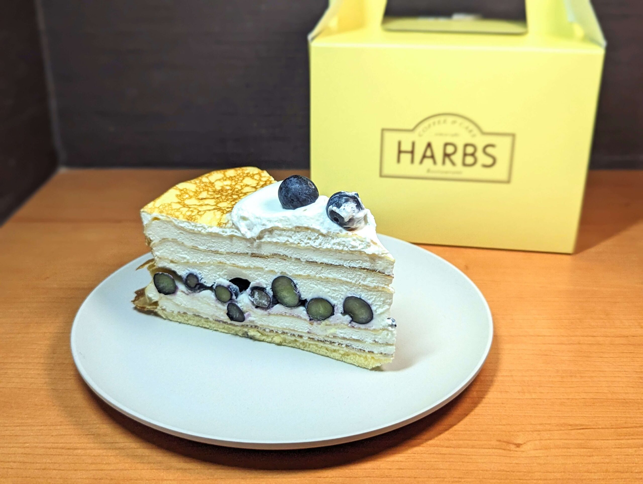 HARBS（ハーブス）の「クリームチーズのミルクレープ」2024年4月9日 (16)