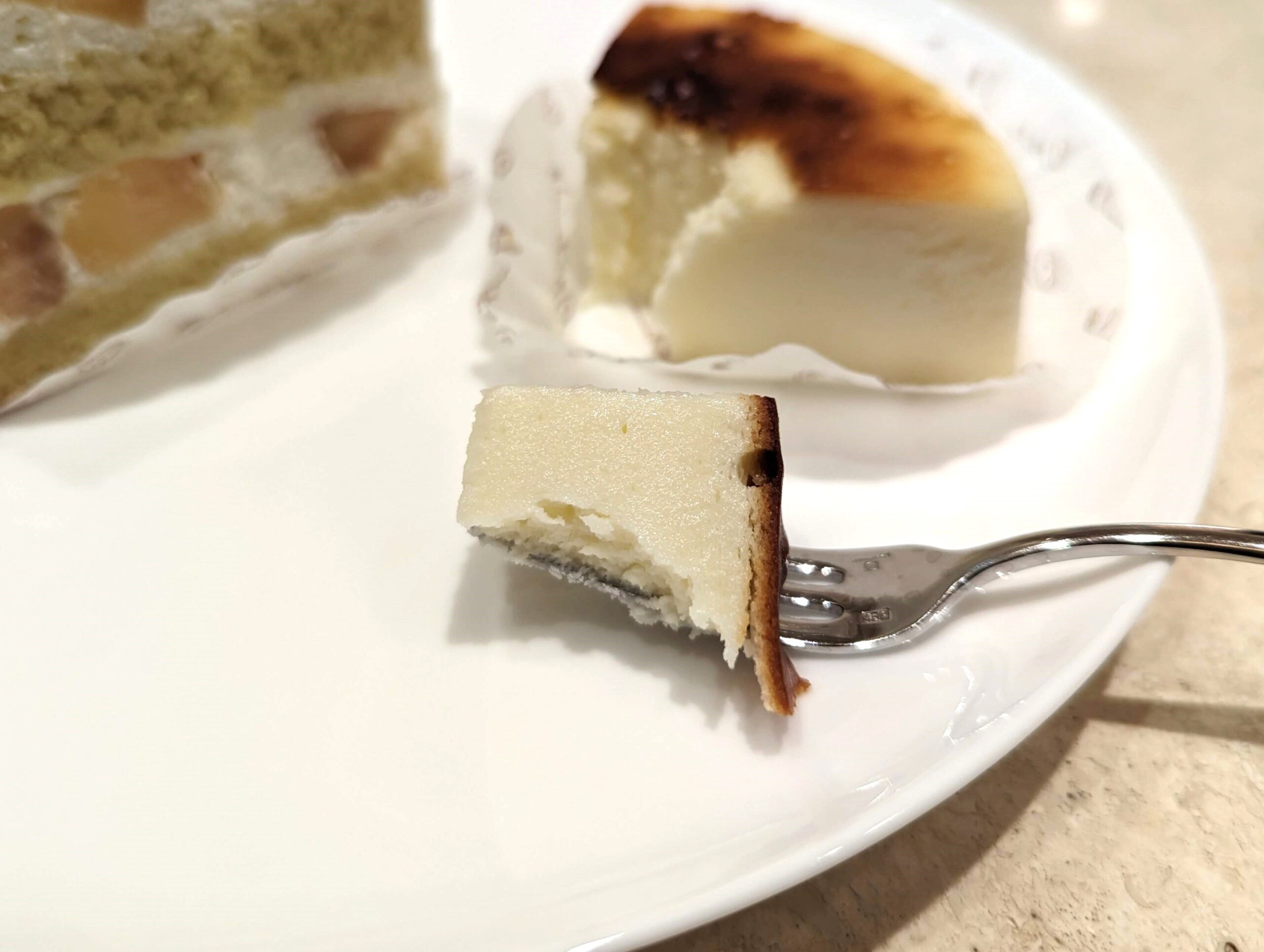 水天宮前「オクシタニアル」のチーズケーキ (5)
