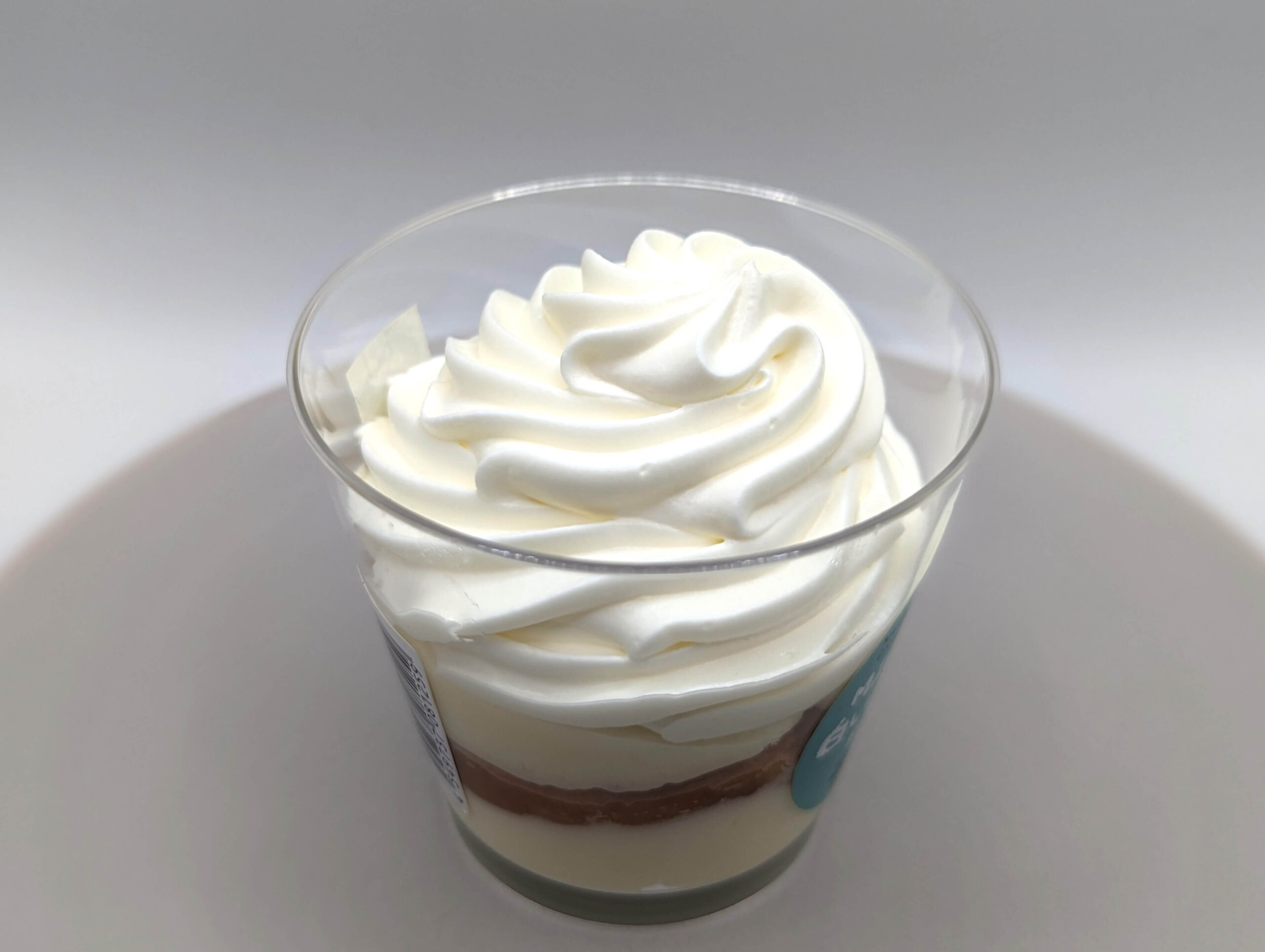 ローソンの「Uchi Café×Milk　MILK白いティラミス(練乳仕立て)」の写真 (7)