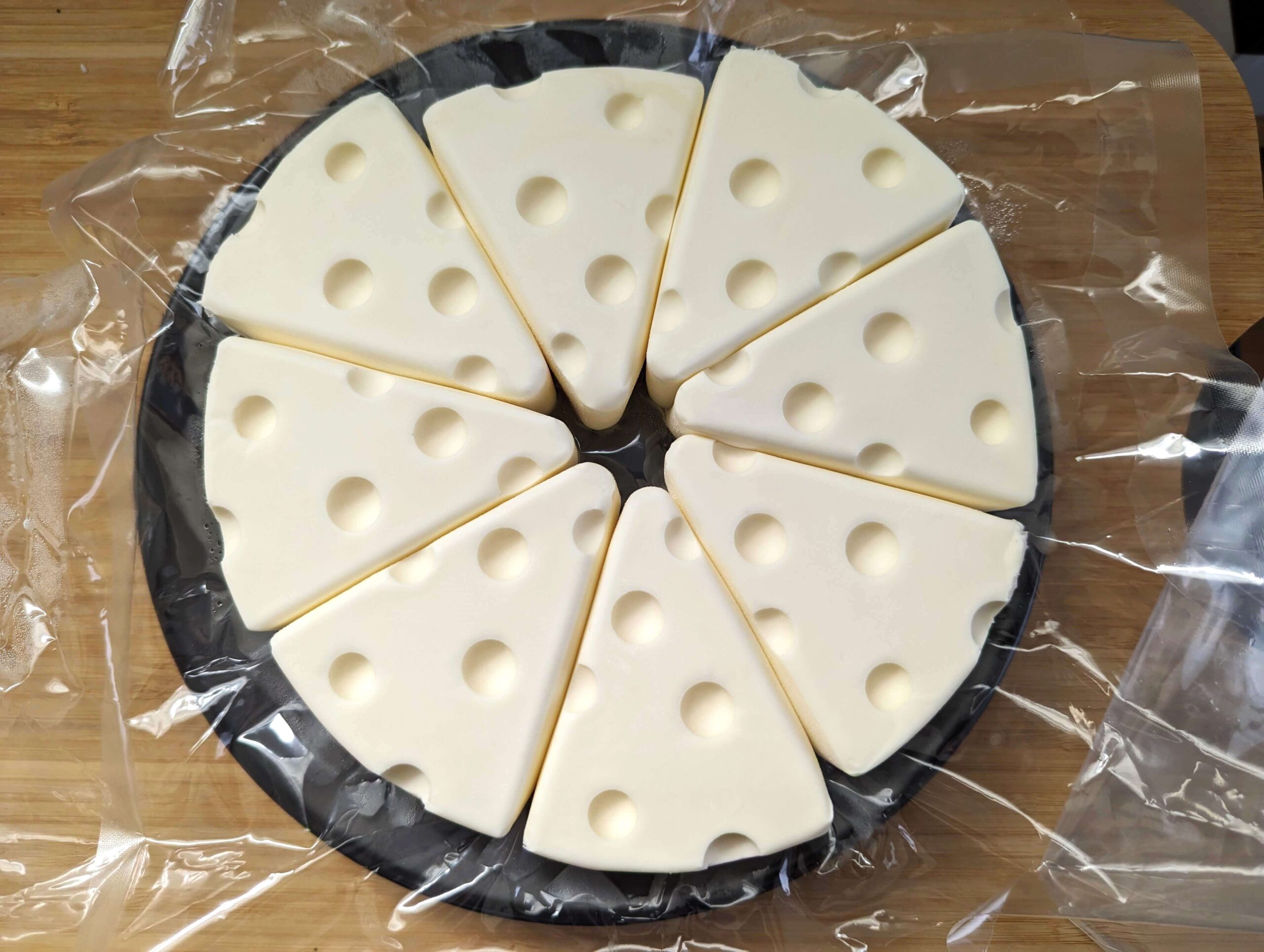 RUNNY CHEESE(ラニーチーズ)のレアチーズチーズケーキの写真