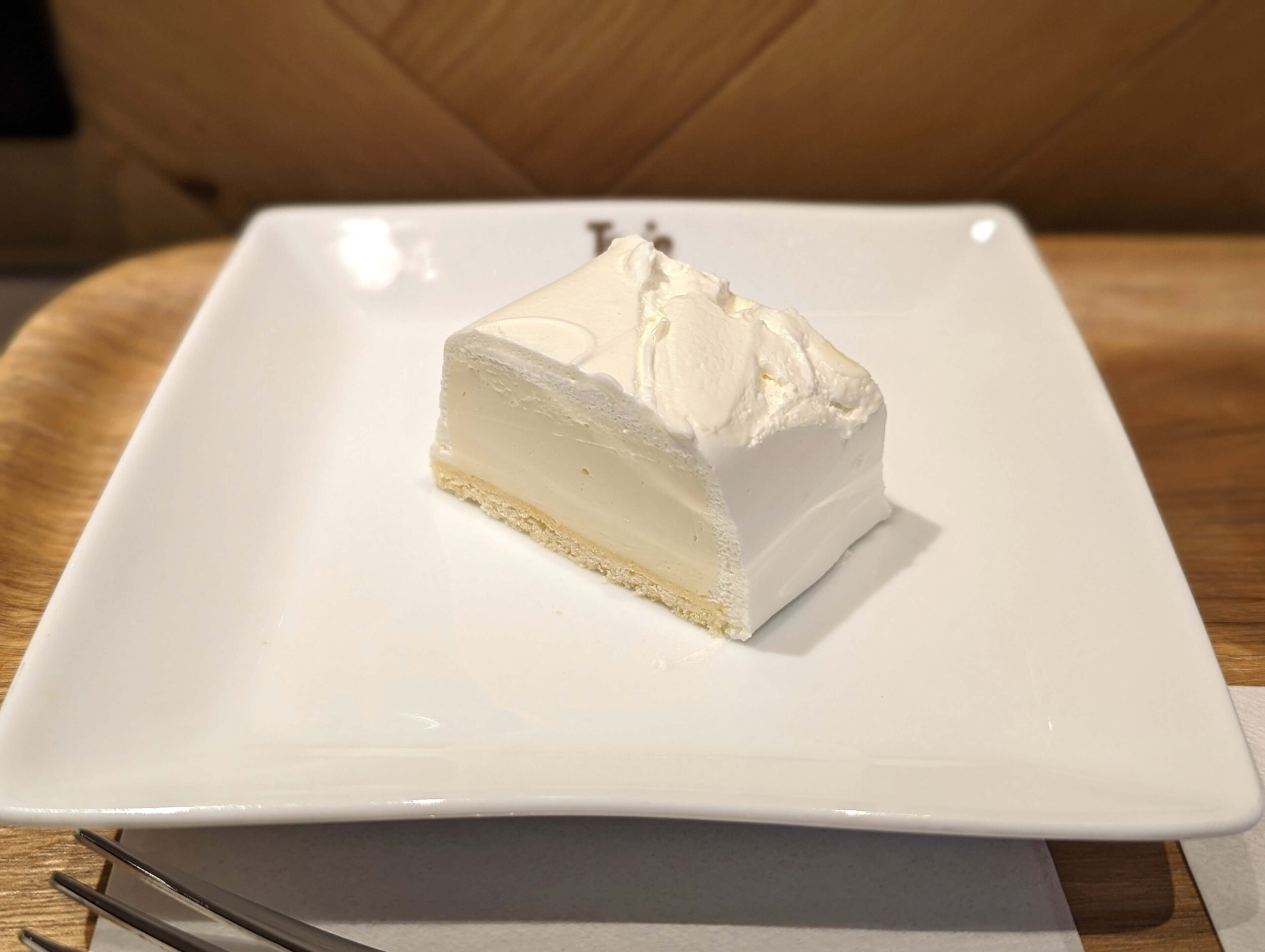 Top’s KEY'S CAFE（トップスキーズカフェ）のレアチーズケーキ
