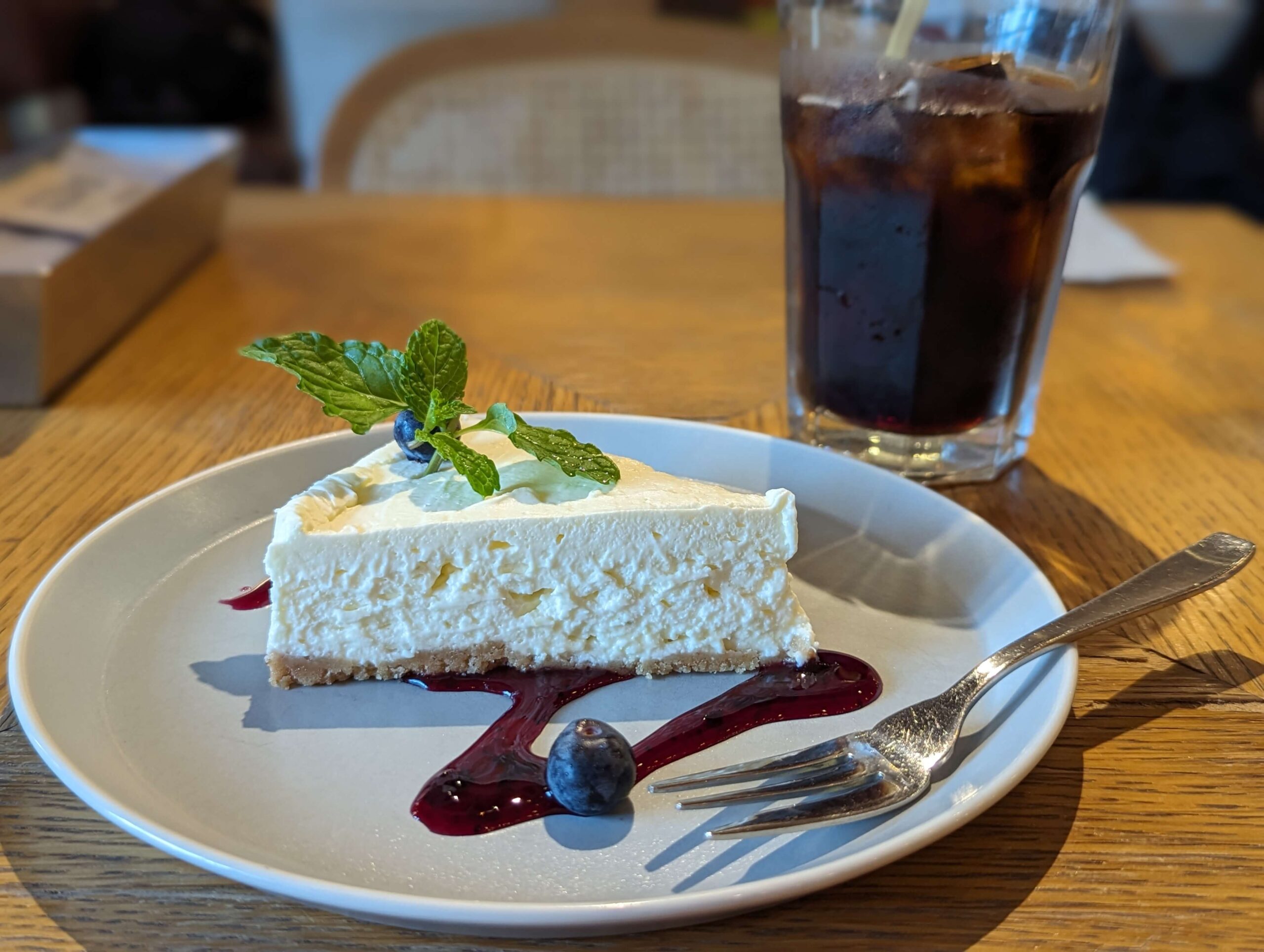 渋谷「フリーマン カフェ （FREEMAN CAFE）」のレアチーズケーキの写真 (4)