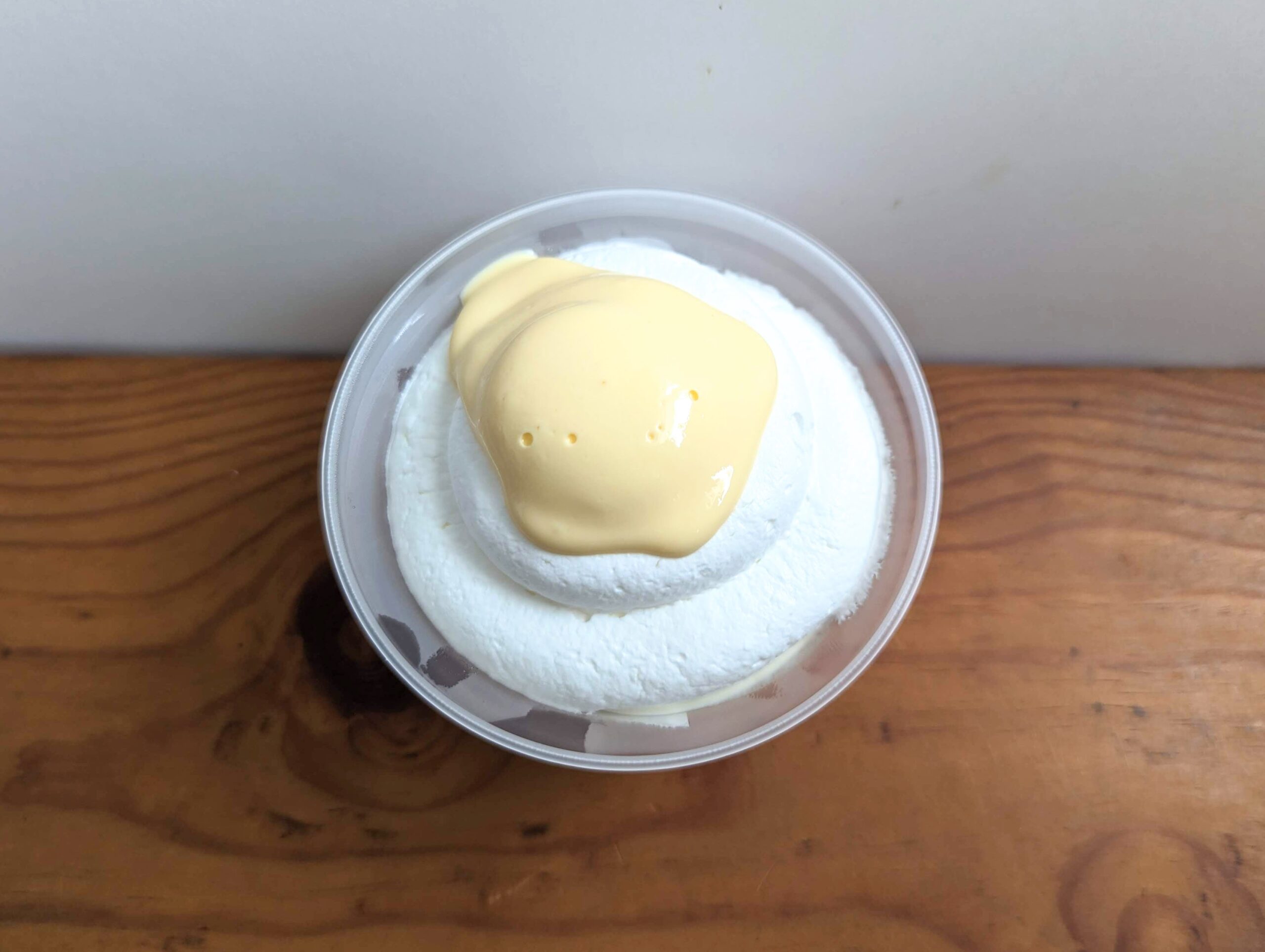 ファミリーマート「北海道クリームチーズのとろける生チーズケーキ」 (2)